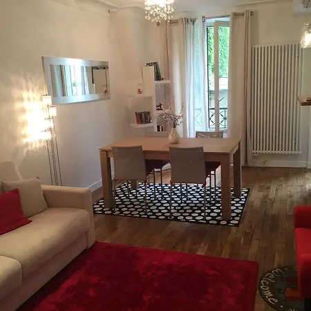 Apartment Le Petit Montmartre Paris